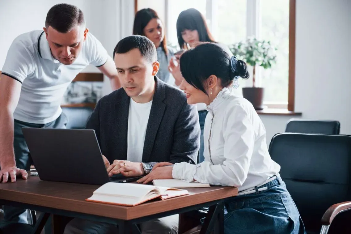 découvrez pourquoi l'assurance pour locaux professionnels est obligatoire et comment elle protège votre entreprise. informez-vous sur les garanties essentielles et les réglementations en vigueur.