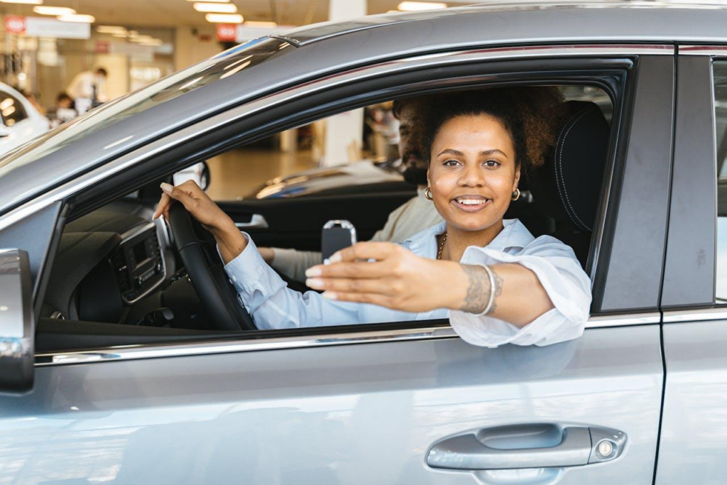 découvrez l'assurance auto en ligne : obtenez des devis personnalisés, comparez les offres en quelques clics et choisissez la formule qui vous convient le mieux. profitez d'une souscription rapide et d'un service client à votre écoute.