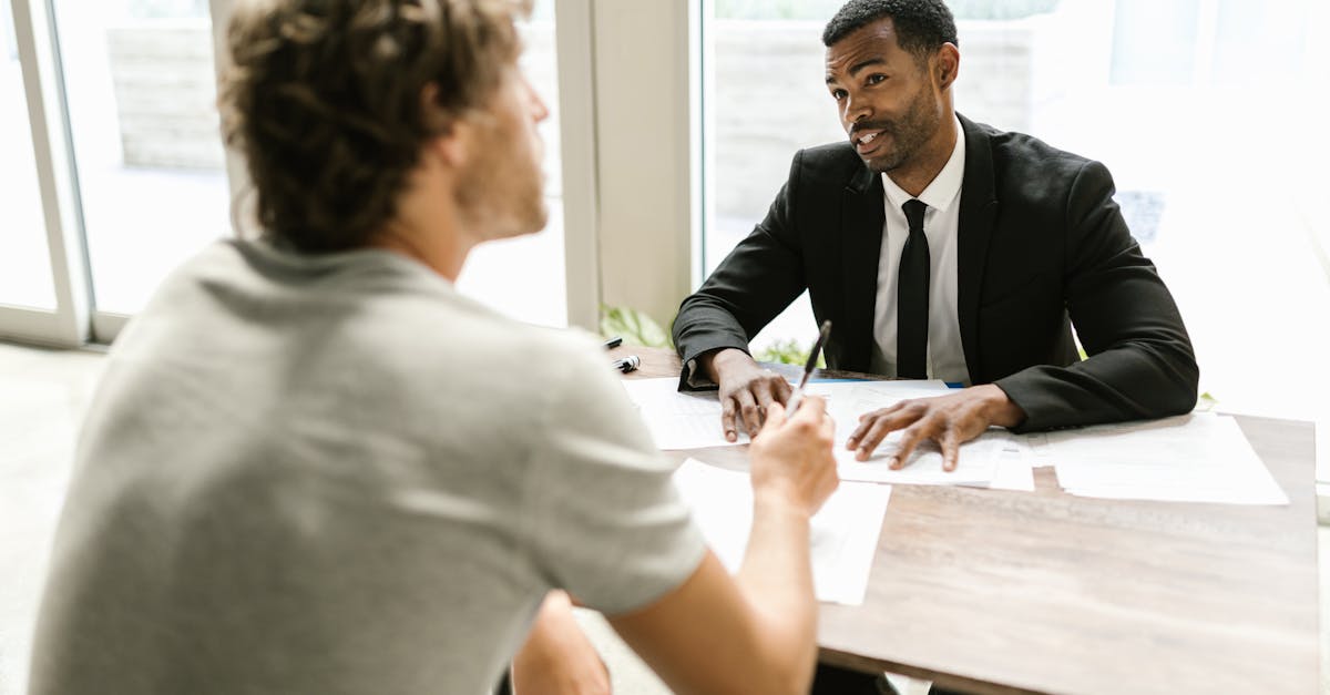 découvrez l'assurance responsabilité professionnelle, une protection essentielle pour les professionnels. protégez votre entreprise contre les réclamations liées aux erreurs et omissions, garantissant ainsi votre tranquillité d'esprit. informez-vous sur les meilleures options et choisissez la couverture adaptée à vos besoins.