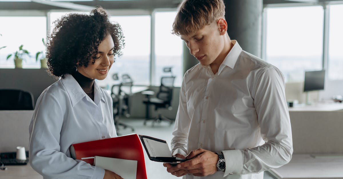 assurez vos locaux professionnels avec une police d'assurance adaptée. protégez votre entreprise contre les risques divers tels que les incendies, les inondations et le vol. optez pour une couverture complète pour garantir la pérennité de vos activités.